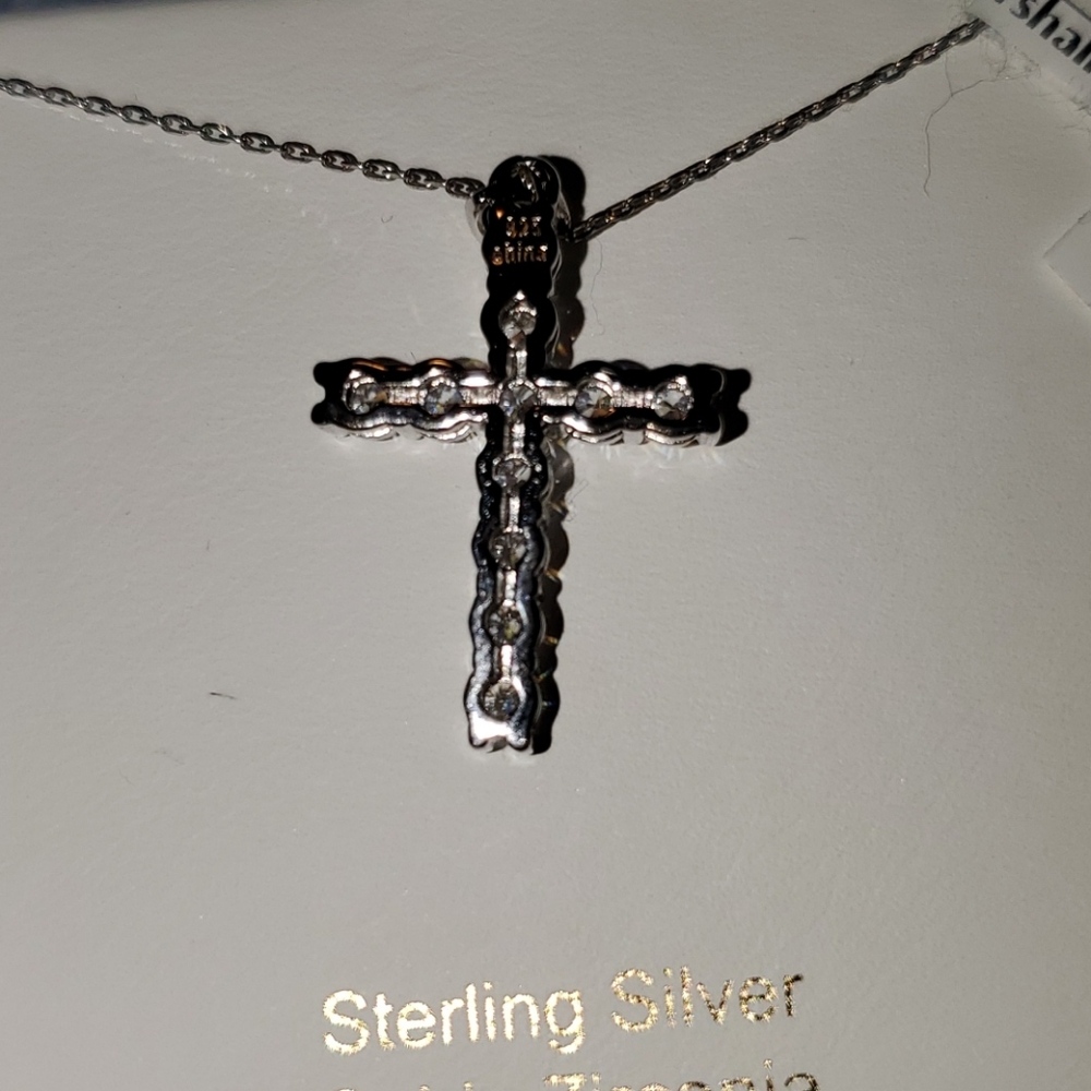 Necklace - Picture 2 of 3